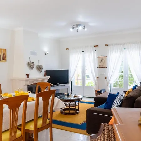 Santa - 3 Bedrooms & Bbq