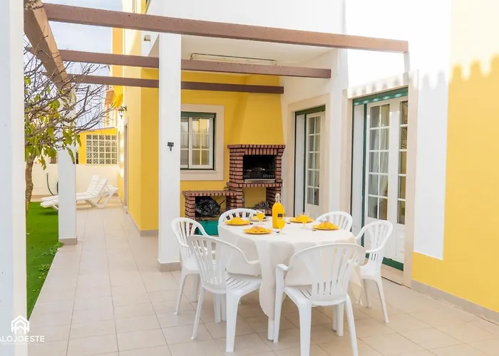 Santa - 3 Bedrooms & Bbq